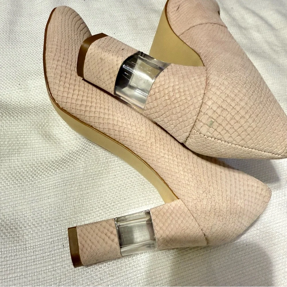 TALBOTS Pink Round Toe Lucite Block Heel Pockets 7.5